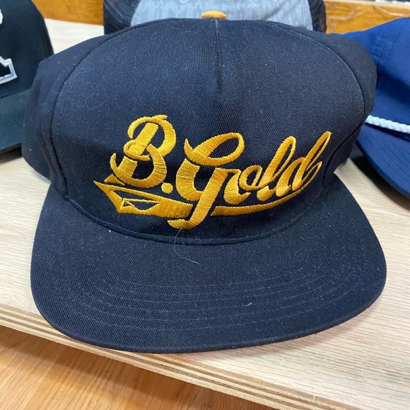 Dusty Snapbacks and Fitteds (6) - Picture 6 of 12